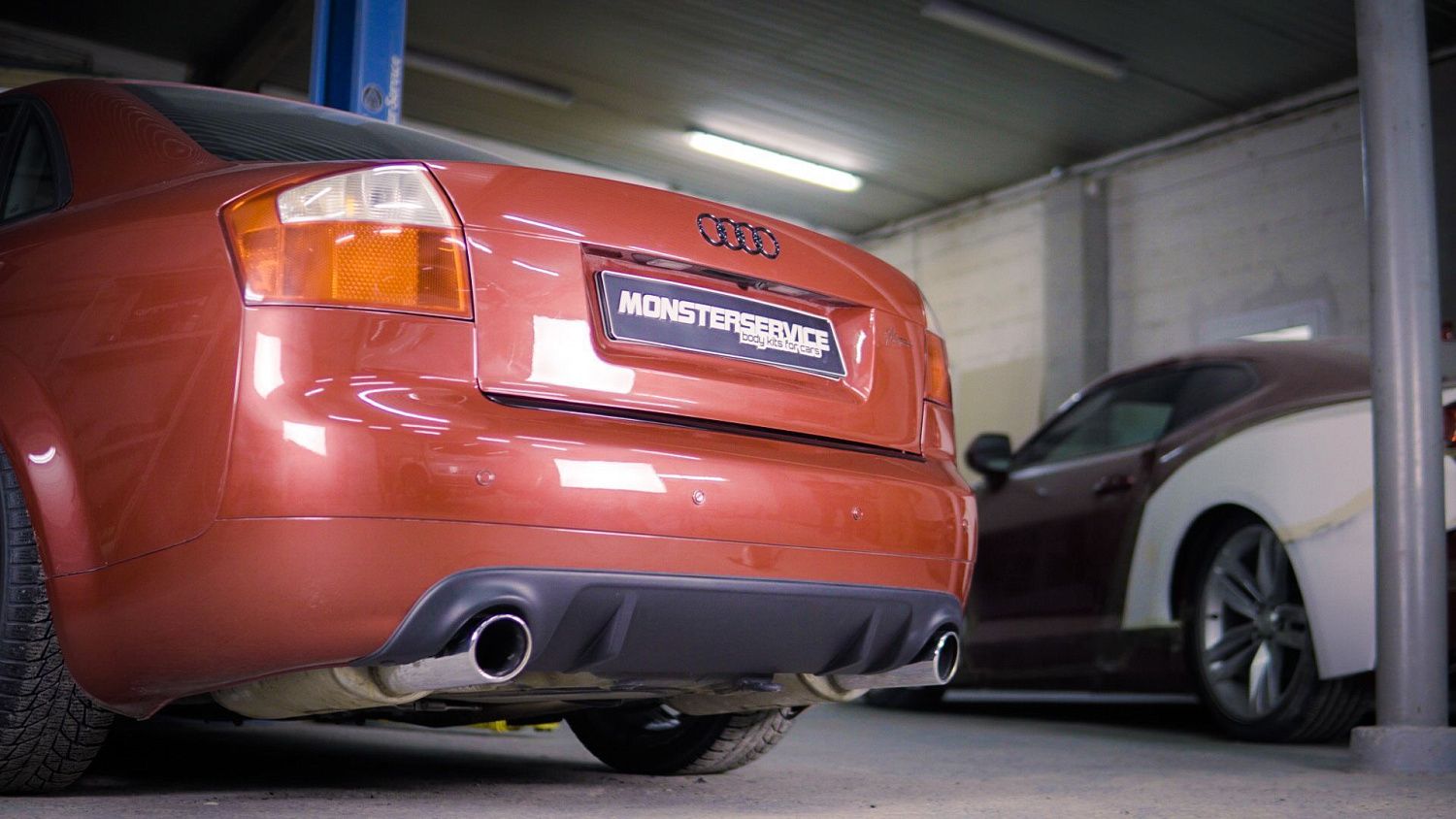 Диффузор заднего бампера Audi A4
