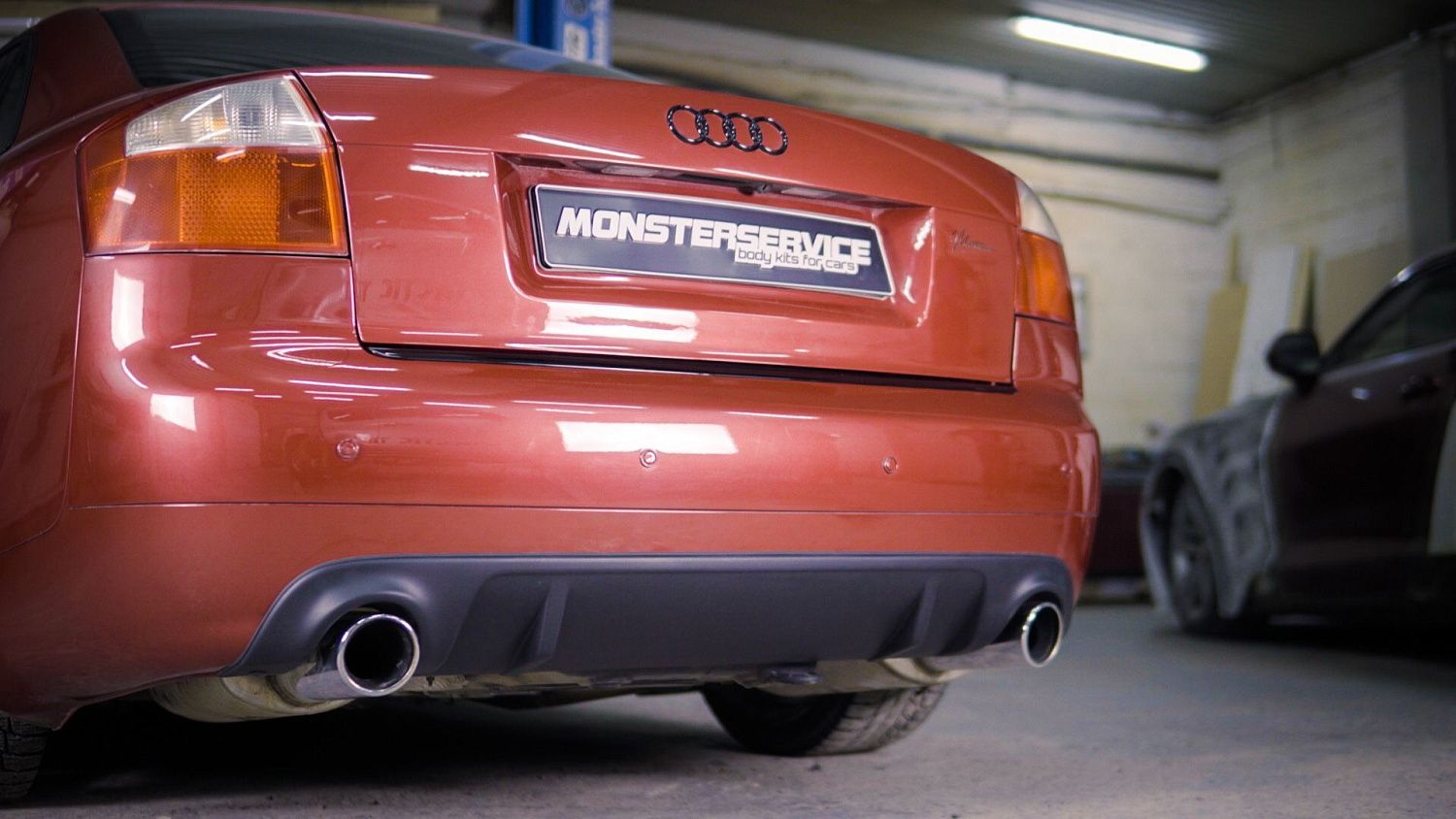 Диффузор заднего бампера Audi A4