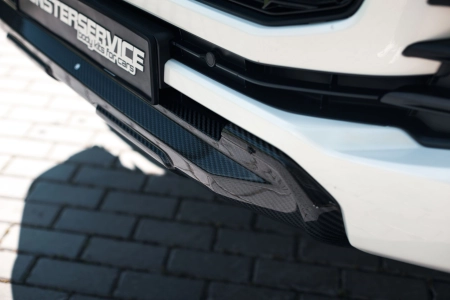  Накладка пер бампера Land Cruiser 300